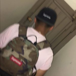 Meet your Posher, Edwin